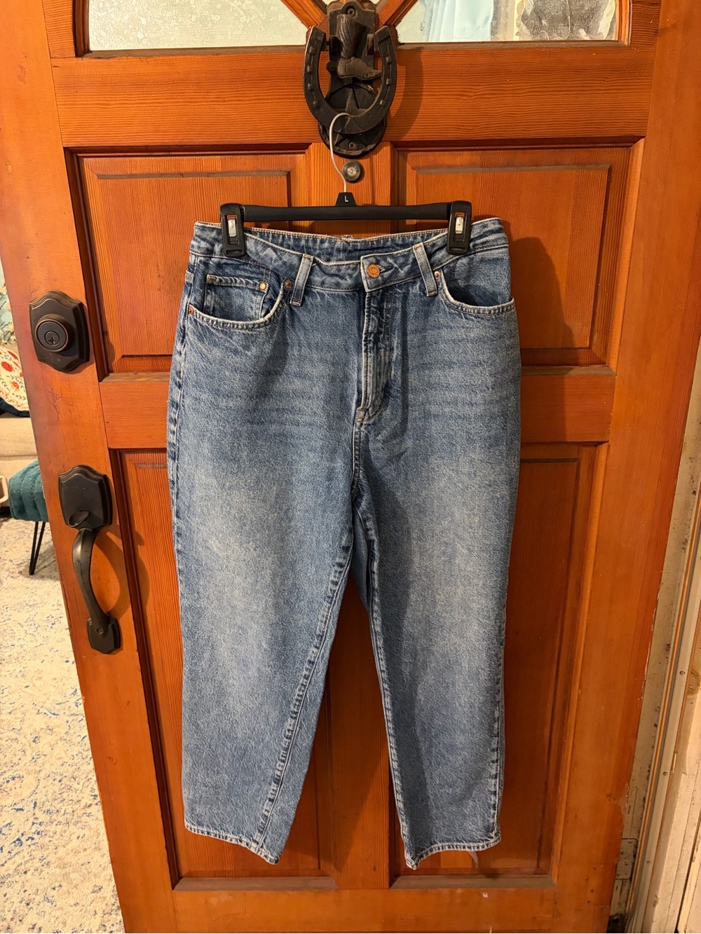 H&M High-Rise Relaxed Straight Jeans in Medium Blue